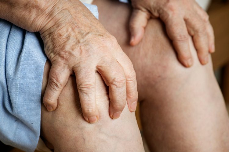 Artrosis en las personas mayores